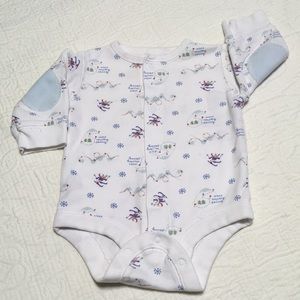 NB (6/$20) Gap Long-Sleeved Bodysuit